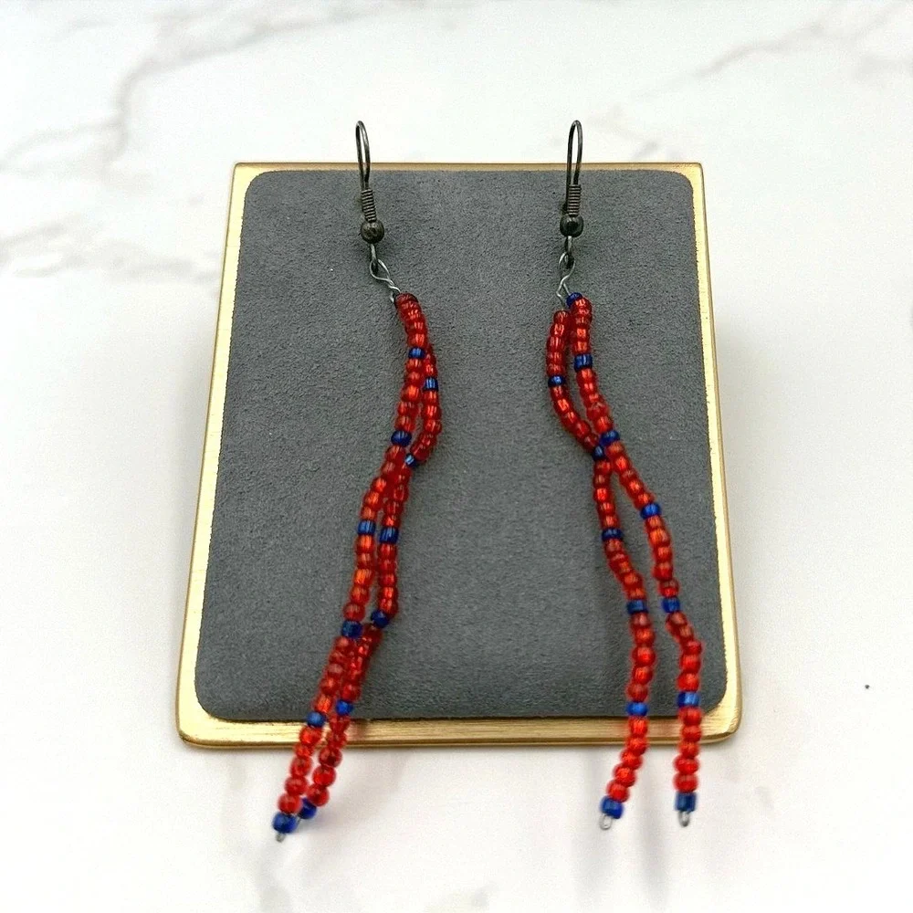 Vintage Womens Red Blue Seed Long Beaded Fashion Jewelry Dangle Earrings 90s Y2K